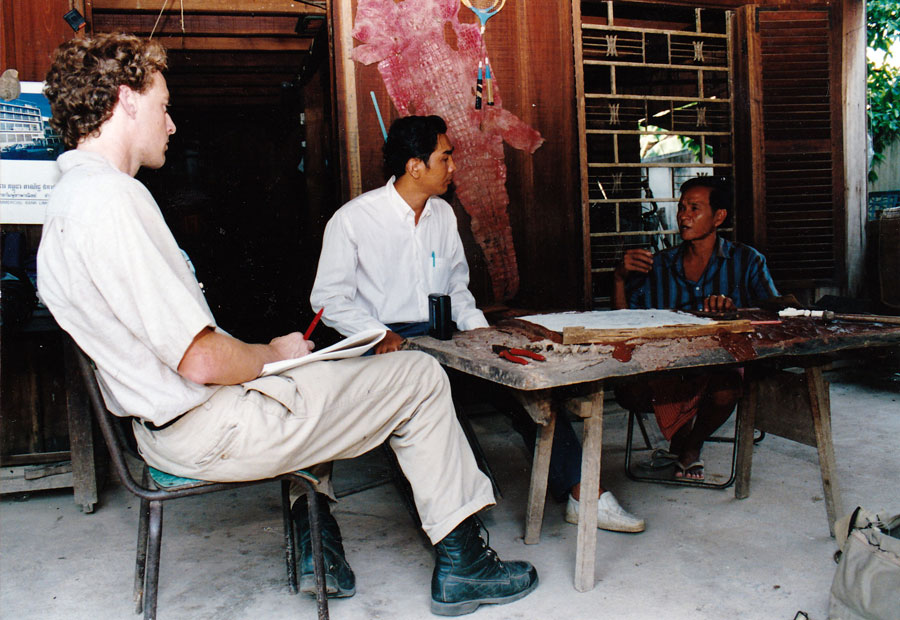 Peter Maguire with Tuol Sleng Prison survivor Im Chan, 1994